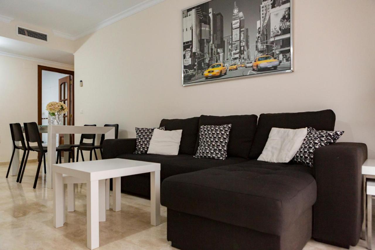 Апартаменти Apartamento Malaga Jalon Екстер'єр фото