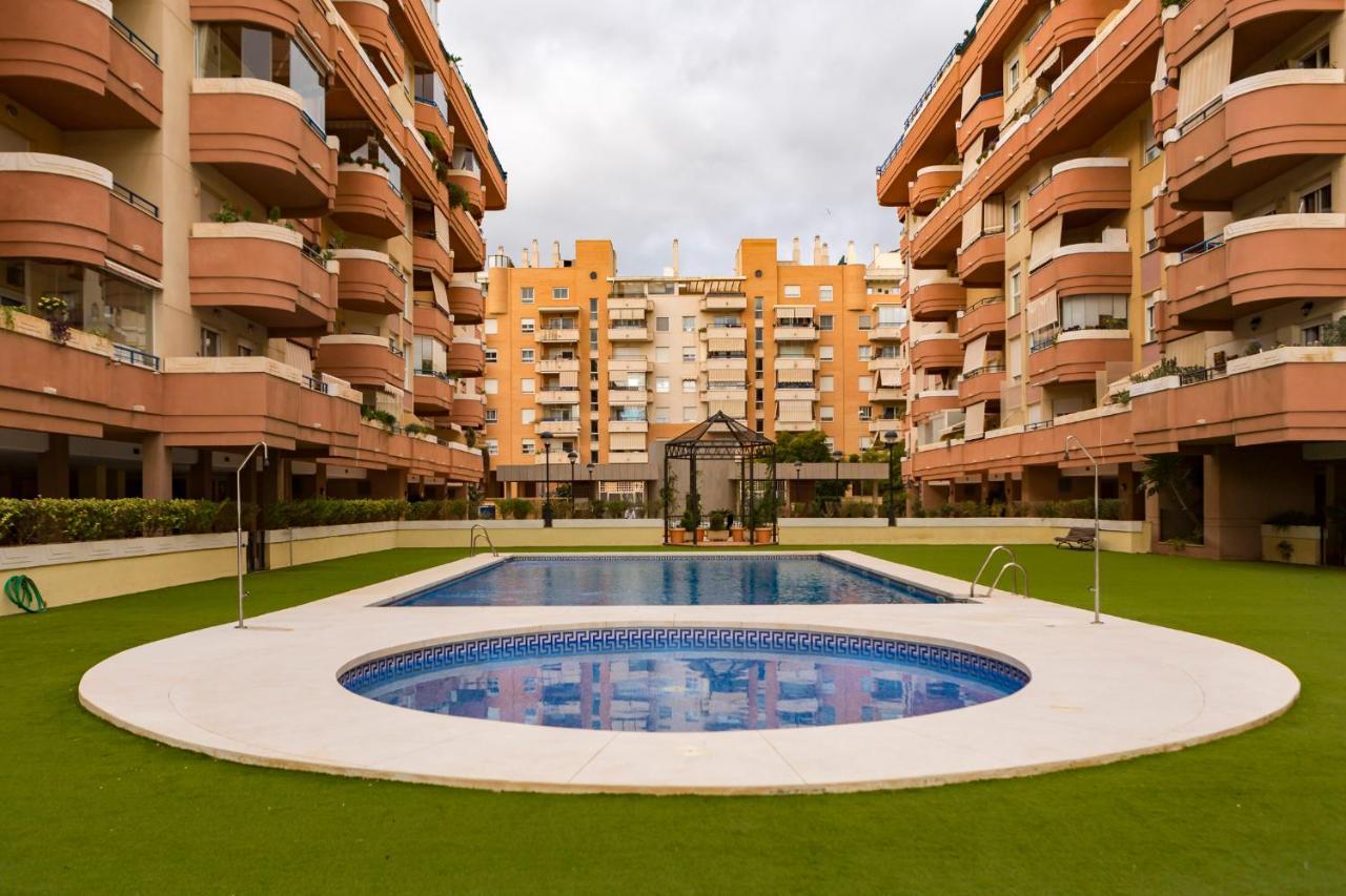 Апартаменти Apartamento Malaga Jalon Екстер'єр фото