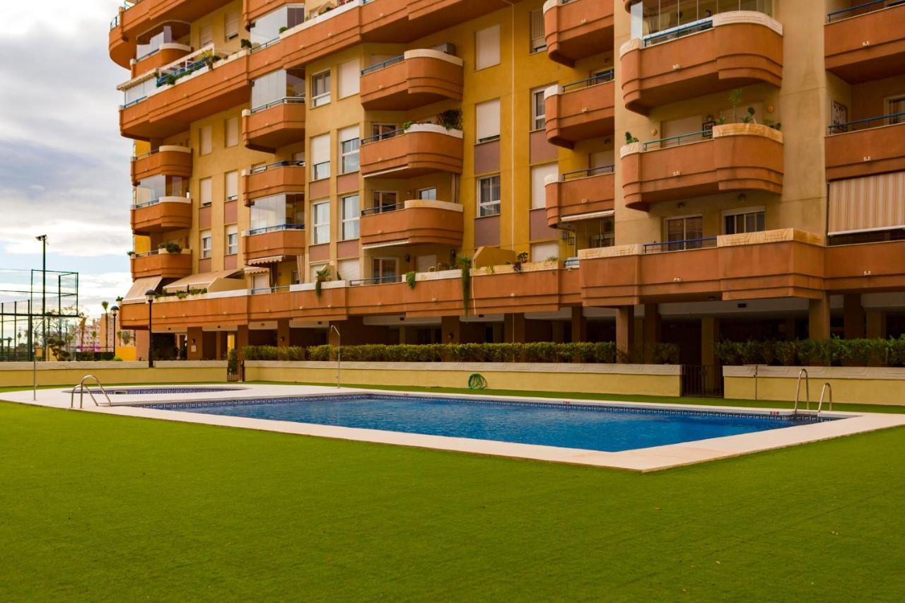 Апартаменти Apartamento Malaga Jalon Екстер'єр фото